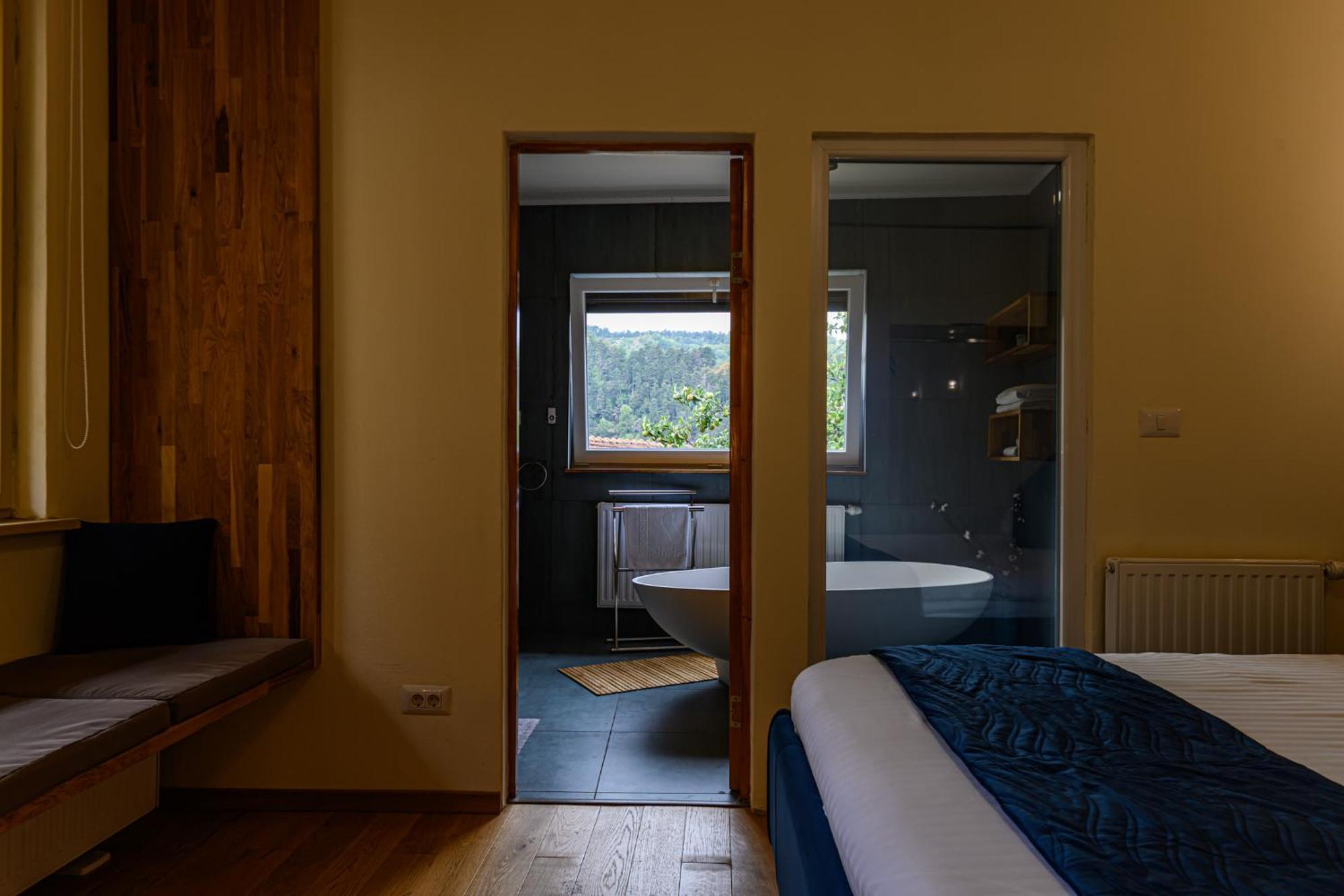 Lagom - Hot Tub Hideout Brașov Exterior foto